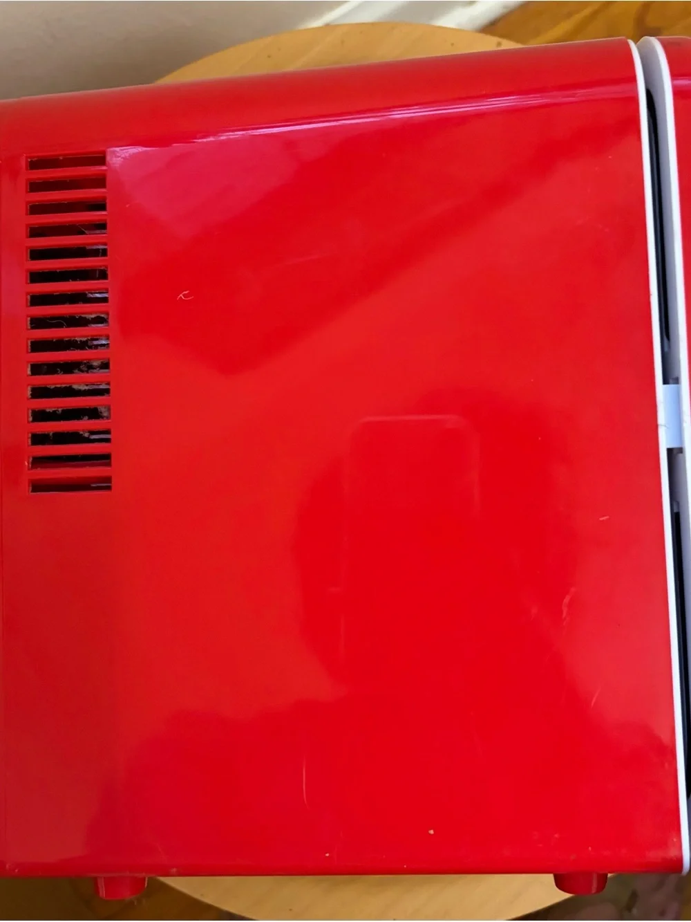 Coca-Cola Red six pack Fridge/warmer  with Polar Bear Graphic 4L